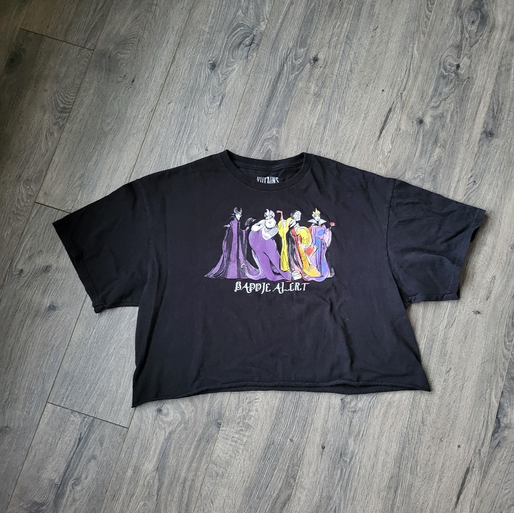 Disney Villians Baddie Alert Cropped T-shirt Black {Large}
